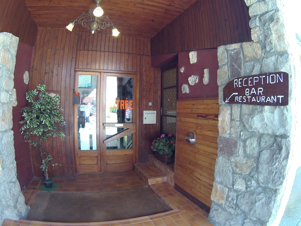 Boustigue Hotel Corps Exterior foto